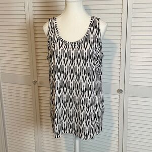 Chico’s women’s Size 2 sleeveless top